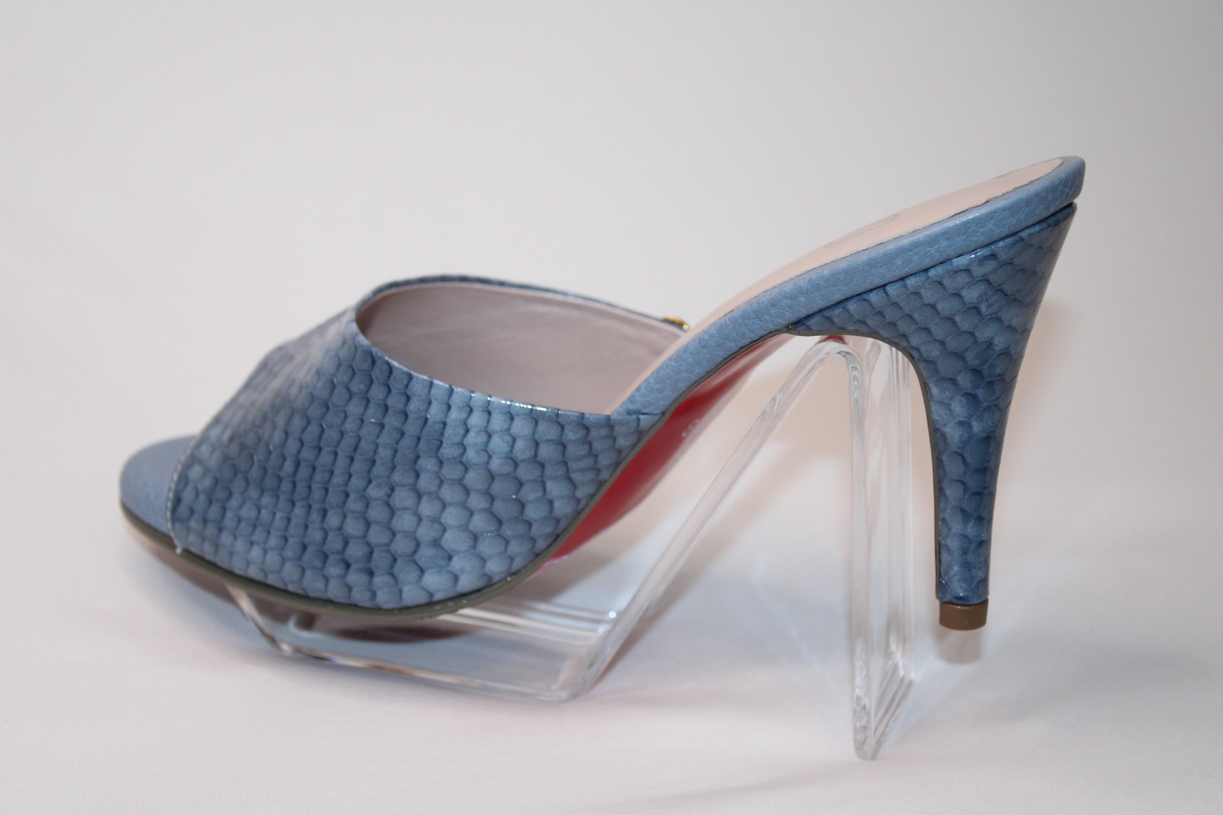 Blue Slingbacks, in leather | Ref 5608