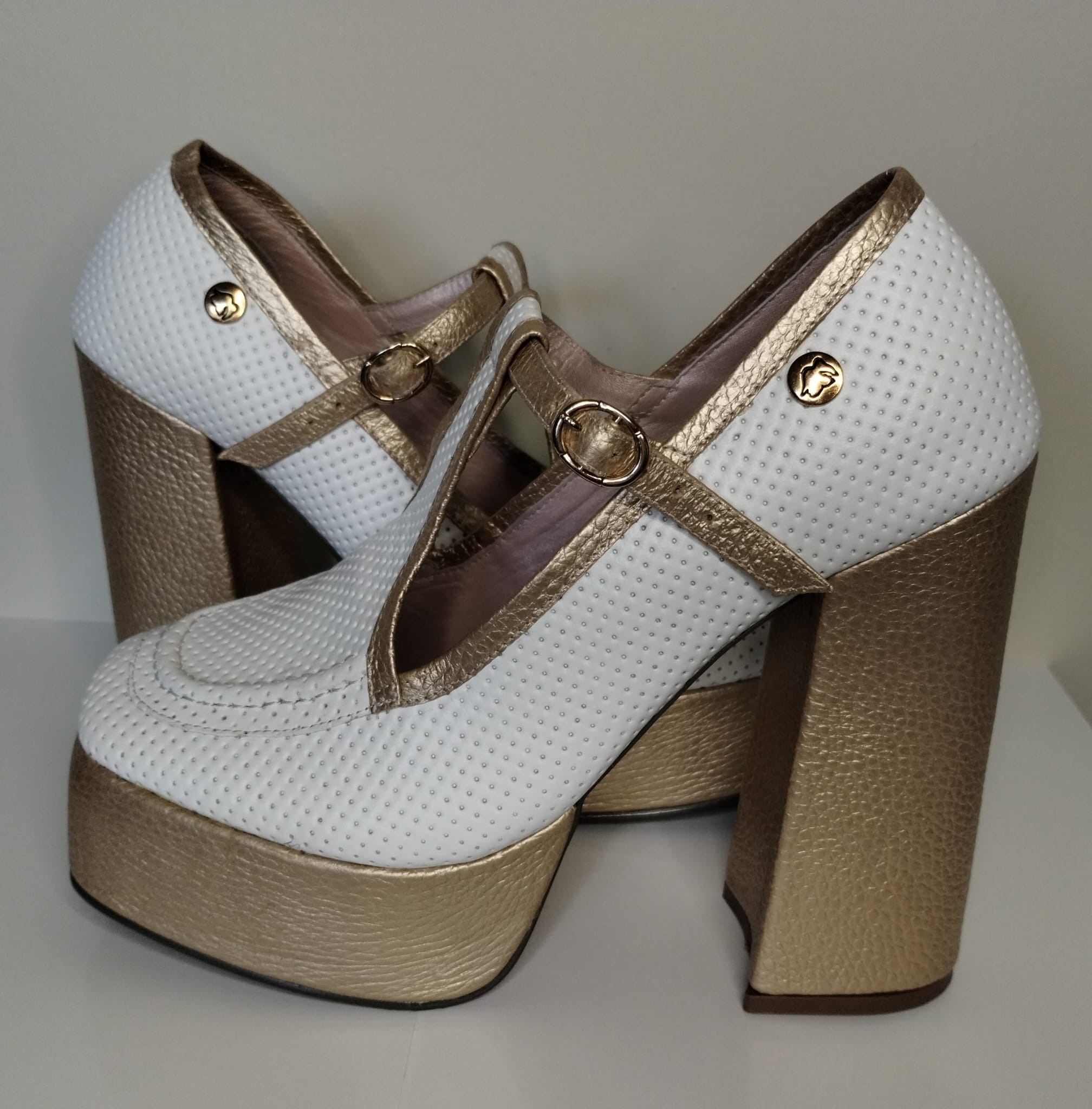 Gold and White High heel in leather| Ref 5872