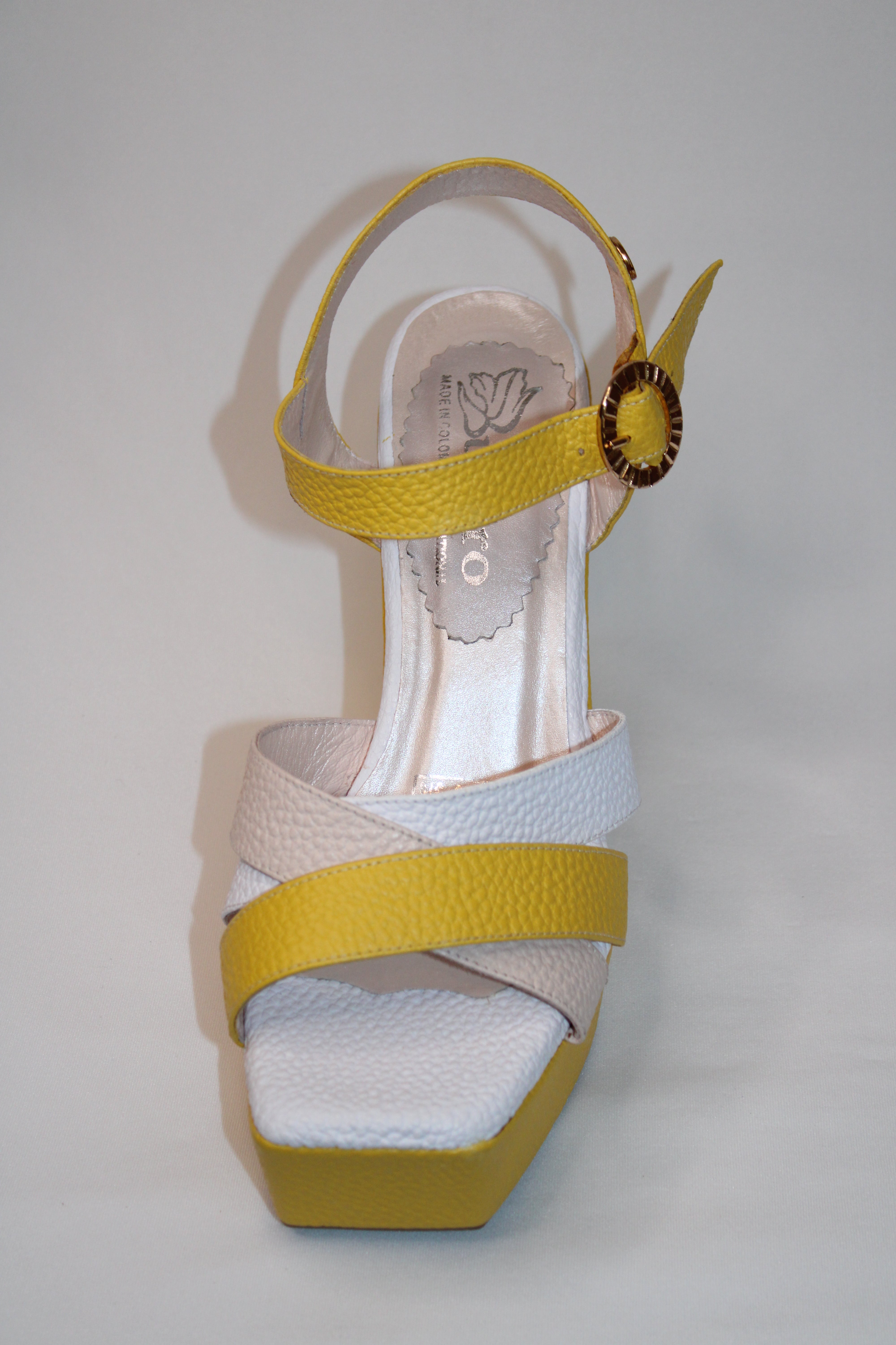 Yellow Platform | Ref 5709